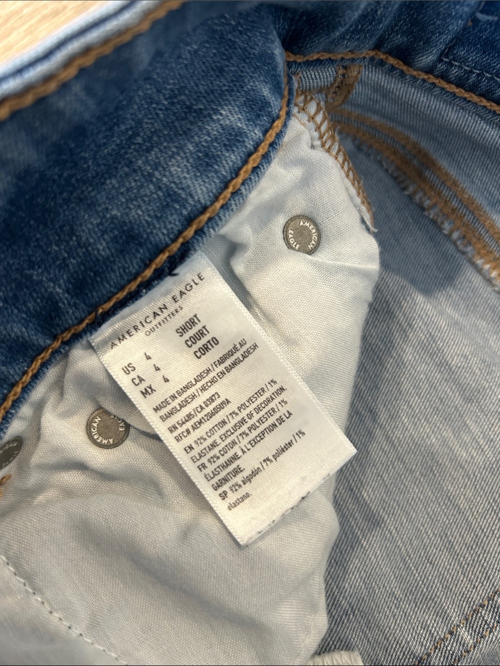 American Eagle Outfitters - Hi-Rise Artist Flare Jeans - Picture 4 of 8